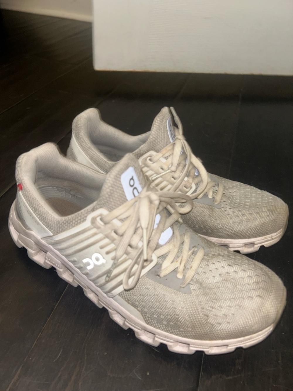 On Cloud Neutral Gray Running Shoes